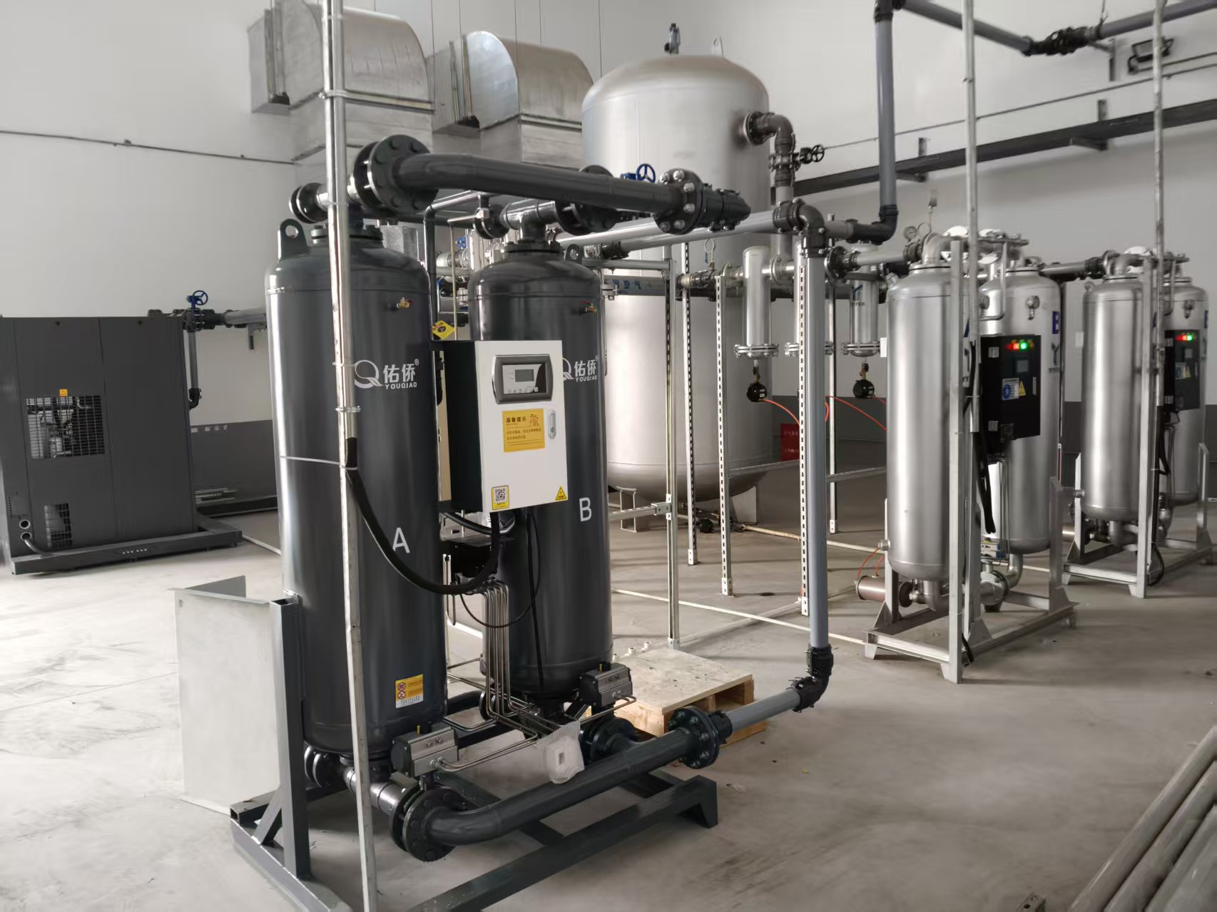 Heated Twin Tower Desiccant Air Dryer for New Energy Industry